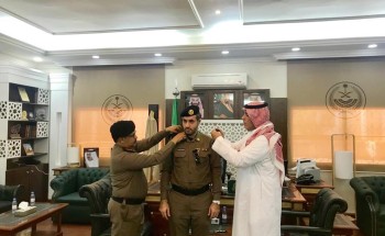 محافظ العلا يقلد ” محمد الخليفة ” رتبته الجديدة