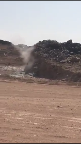 بالفيديو ..ظاهرة غريبة في حائل.. دخان من أسفل الأرض!
