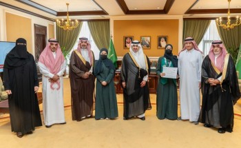 بحضور المدير العام للتعليم بالمنطقة .. نائب أمير منطقة تبوك يستقبل الطالبات الفائزات بمعرض “آيسف 2026”