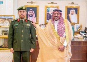 أمير القصيم يقلد مدير جوازات المنطقة العميد فهد العسعوس رتبته الجديدة أمير القصيم يقلد مدير جوازات المنطقة العميد فهد العسعوس رتبته الجديدة
