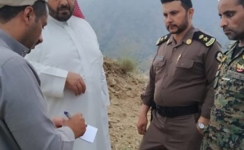 جولة ميدانية لمحافظ الداير مع القيادات الأمنية.. تحبط عملية تسلل مخالفين