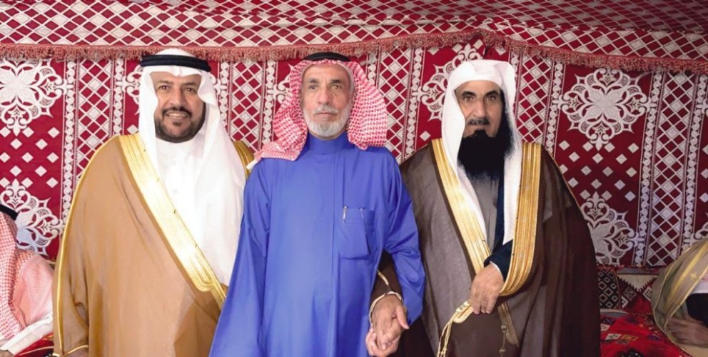 “الشيخ بن قعبوب “يقيم مأدبة على شرف قبائل غامد
