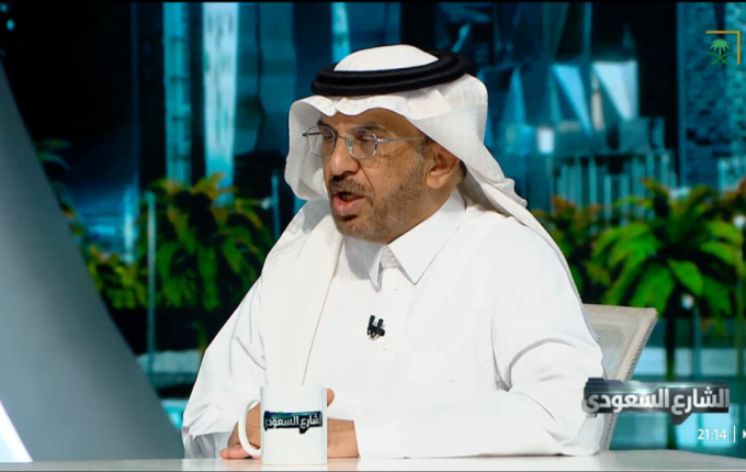 هل يحق للمعلم تكليف الطالب بمهام خارج المنهج؟.. محامٍ يوضح ـ فيديو