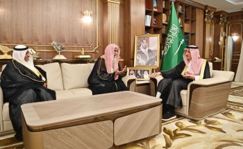 سمو أمير جازان يتسلم التقرير الختامي لمبادرة “الإفتاء والفئة الغالية” بالمنطقة سمو أمير جازان يتسلم التقرير الختامي لمبادرة “الإفتاء والفئة الغالية” بالمنطقة