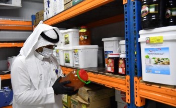 أمانة جازان تنفّذ جولات رقابية على المنشآت الغذائية بمحافظة ضمد أمانة جازان تنفّذ جولات رقابية على المنشآت الغذائية بمحافظة ضمد