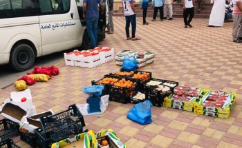 مصادره أكثر من 3 أطنان خضروات وفواكه من الباعة المخالفين بالجبيل مصادره أكثر من 3 أطنان خضروات وفواكه من الباعة المخالفين بالجبيل