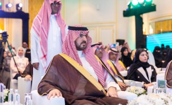 نائب أمير الشرقية يكرم الفائزين من القطاع الصحي الخاص بجائزة ” أميز 2024 “ نائب أمير الشرقية يكرم الفائزين من القطاع الصحي الخاص بجائزة ” أميز 2024 “