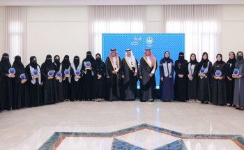 سمو محافظ الأحساء يكرّم مدارس المحافظة الأهلية والعالمية المتميزة على مستوى المملكة سمو محافظ الأحساء يكرّم مدارس المحافظة الأهلية والعالمية المتميزة على مستوى المملكة
