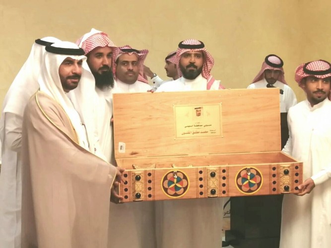 أهالي السليمي يودعون المحافظ ” محمد القنون “