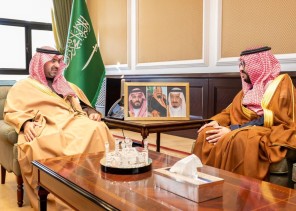 نائب أمير تبوك يستقبل مدير فرع وزارة الرياضة بالمنطقة