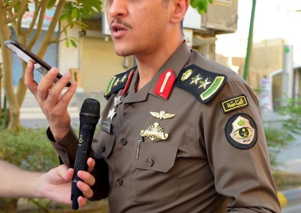 سمو أمير منطقة الرياض يثمن جهود مبادرة “جمعية ذوي شهداء الواجب” في تقديم خدمة الإفطار لرجال الأمن سمو أمير منطقة الرياض يثمن جهود مبادرة “جمعية ذوي شهداء الواجب” في تقديم خدمة الإفطار لرجال الأمن