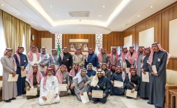 وكيل إمارة منطقة حائل المكلف يكرم اللجان التنظيمية لمهرجان حرفة ٢٠٢٥ وكيل إمارة منطقة حائل المكلف يكرم اللجان التنظيمية لمهرجان حرفة ٢٠٢٥