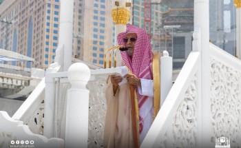 الشيخ صالح بن حميد يستهل خطبته في مسجد الحرام ببيان فضل سورة الكوثر وتوضيح معانيها 