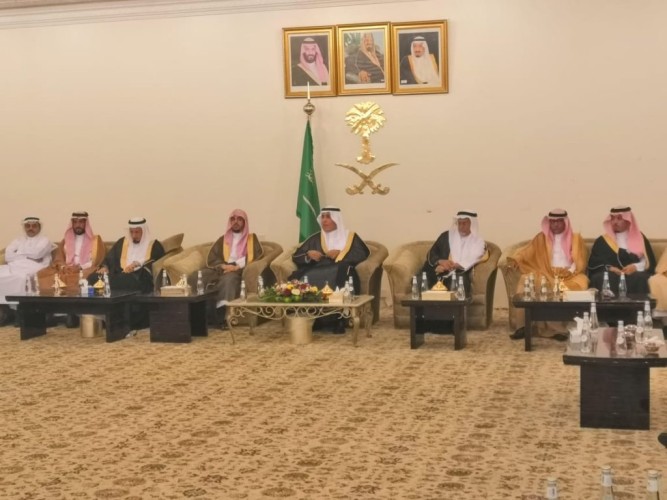 القحطاني يقيم حفل استقبال لأهالي المحافظة،ومسؤوليها.