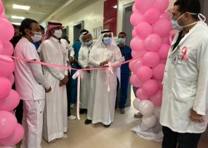 مستشفى الطوال العـــام يدشن فعالية “الشهر العالمي للتوعية بسرطان الثدي” ٢٠٢٢م