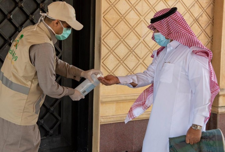 الشؤون الاسلامية تطلق حملة لمتابعة الإجراءات الاحترازية بجوامع الرياض بالتعاون مع الشؤون الصحية والجمعيات التطوعية