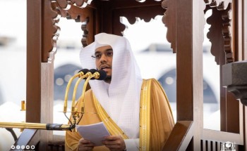 الدوسري في خطبه الجمعة بالمسجد الحرام: اغتنِمُوا ما تبقَّى من شهرِكم بأفعالِ الخير وأفرِدُوها عن الخطَايا لتكُون وحدها