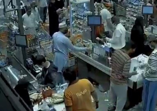 متحدث “الصحة”: الخروج في النهار لغير الضرورة أمر مؤسف.. والتطبيقات تغني عن الذهاب للتسوّق متحدث “الصحة”: الخروج في النهار لغير الضرورة أمر مؤسف.. والتطبيقات تغني عن الذهاب للتسوّق