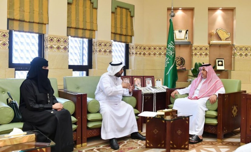 وكيل إمارة الرياض يستقبل مدير الشؤون الصحية بالمنطقة