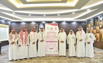 محافظ العارضة يُدشّن حملة التوعية بسرطان الثدي محافظ العارضة يُدشّن حملة التوعية بسرطان الثدي