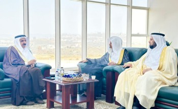مدير هيئة الأمر بالمعروف بالباحة يلتقي مدير فرع وزارة الموارد البشرية والتنمية الاجتماعية