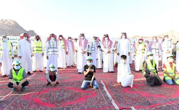 سمو نائب أمير منطقة حائل يدشن برنامج تشجير (500) ألف شتلة ضمن “حملة لنجعلها خضراء” سمو نائب أمير منطقة حائل يدشن برنامج تشجير (500) ألف شتلة ضمن “حملة لنجعلها خضراء”