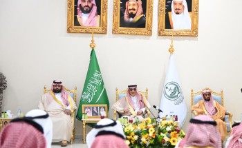 سموُّ أميرِ جازان يلتقي مشايخَ وأهالي العيدابي سموُّ أميرِ جازان يلتقي مشايخَ وأهالي العيدابي