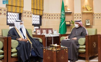 استمع إلى شرح عن أعمال الملتقى وأهدافه .. وكيل إمارة الرياض يستقبل رئيس مجلس إدارة ملتقى ” صحافيو الوطن “