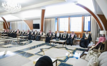 امير الشرقية يستقبل رئيس جامعة الملك فهد للبترول والمعادن بالظهران امير الشرقية يستقبل رئيس جامعة الملك فهد للبترول والمعادن بالظهران