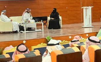 تحت عنوان «ملامح من الحائط».. أمسية ثقافية تُبرز التاريخ المحلي وتعزّز الحراك المعرفي تحت عنوان «ملامح من الحائط».. أمسية ثقافية تُبرز التاريخ المحلي وتعزّز الحراك المعرفي