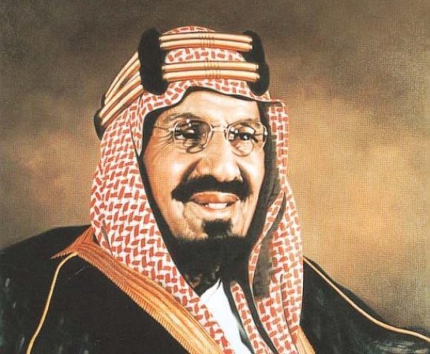 إحداهما رفض سفر الحجاج إلى المدينة على الأقدام.. وثيقتان تاريخيتان تعودان لعهد الملك عبد العزيز عن الحج
