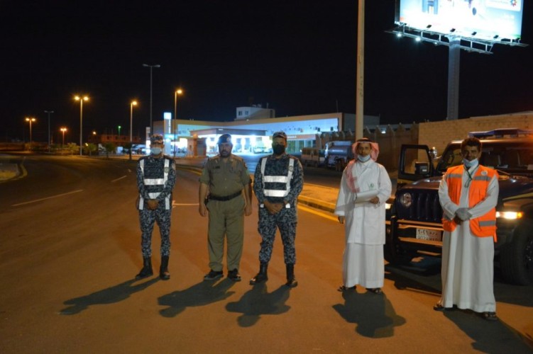 بلدية أملج تُكثف نقاطها الرقابية على مركبات التوصيل المنزلي