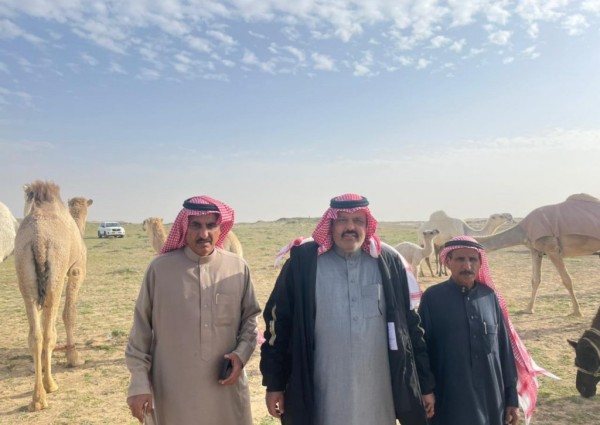 أمير منطقة حائل يزور “منيف ناهس البراك” في مقر ابلة في الشمال أمير منطقة حائل يزور “منيف ناهس البراك” في مقر ابلة في الشمال
