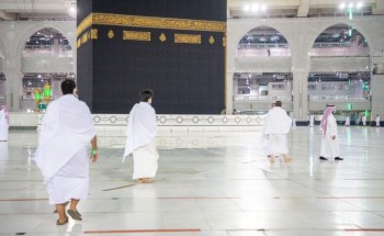 1000″ معتمر يصلون إلى بيت الله الحرام لأداء مناسك العمرة