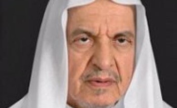 المطلق: الشيخ “صالح الحصين” كان في قمة التواضع .. وكان يمشي في الحرم بدون بشت أو حرس!