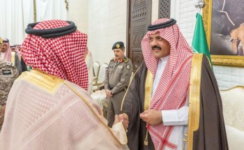 أمير حائل يستقبل المهنئين بشهر رمضان المبارك أمير حائل يستقبل المهنئين بشهر رمضان المبارك