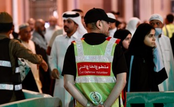 متطوعو الدفاع المدني يشاركون في خدمة ضيوف الرحمن .. متطوعو الدفاع المدني يشاركون في خدمة ضيوف الرحمن ..