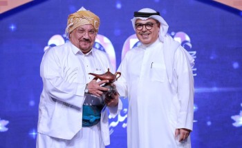 ملتقى الشارقة للراوي الدولي يكرم السعودي خالد زيني (حكواتي الحجاز ) ملتقى الشارقة للراوي الدولي يكرم السعودي خالد زيني (حكواتي الحجاز )
