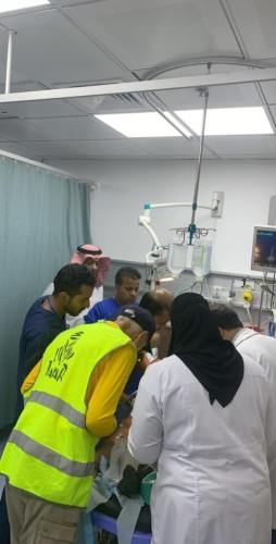 مستشفى ينبع العام يستقبل حالات من جنسيات مختلفة عبر الطائرة الإسعافيه
