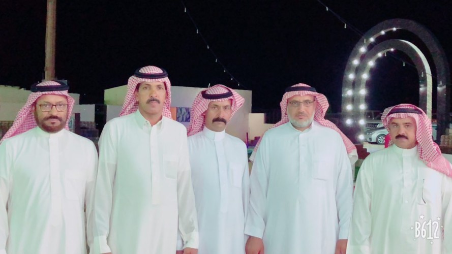 في ليلة وفاء.. زملاء عمل العويمري يحتفون به بمناسبة تماثله للشفاء