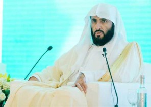 وزير العدل يوجه بالتوسع في تفعيل المحاكمة عن بعد للسجناء وزير العدل يوجه بالتوسع في تفعيل المحاكمة عن بعد للسجناء