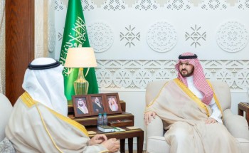 نائب أمير الشرقية يستقبل رئيس جامعة الإمام عبدالرحمن بن فيصل بمناسبة انتهاء تكليفه نائب أمير الشرقية يستقبل رئيس جامعة الإمام عبدالرحمن بن فيصل بمناسبة انتهاء تكليفه