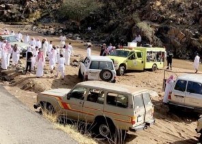 العثور على جثتي زوجين مسنين غرقا في مياه السيول عقب إفطار أمس بالطائف العثور على جثتي زوجين مسنين غرقا في مياه السيول عقب إفطار أمس بالطائف