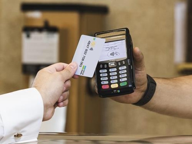 البنك المركزي: سكان المملكة أنفقوا أكثر من 6.1 مليار ريال في أسبوع