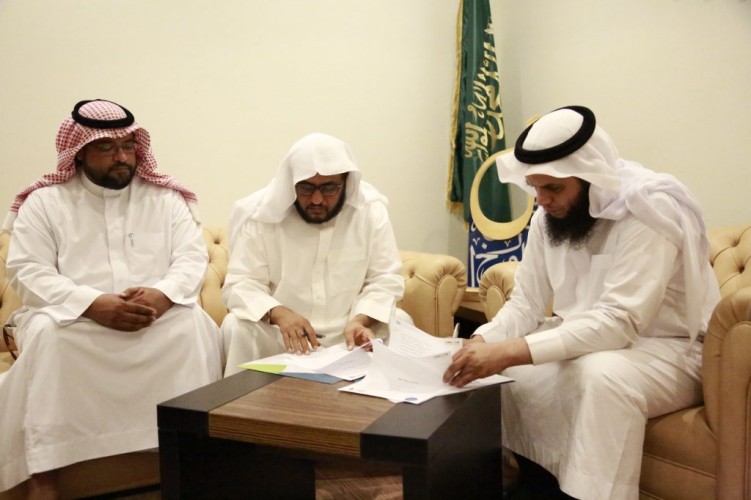 عطاء التطوعية توقع مذكرة تفاهم مع مجمع اللغة العربية لمأسسة العمل التطوعي