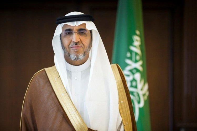 “القصبي”: السماح باستيراد السيارات الكهربائية للسوق السعودي وفق الإجراءات .
