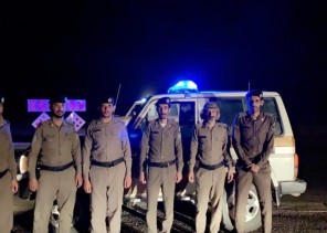 لليوم الثاني .. دوريات مركز شرطة “فيضة اثقب” تواصل متابعتها لتنفيذ قرار منع التجول بقرية العرادية والوسعة لليوم الثاني .. دوريات مركز شرطة “فيضة اثقب” تواصل متابعتها لتنفيذ قرار منع التجول بقرية العرادية والوسعة
