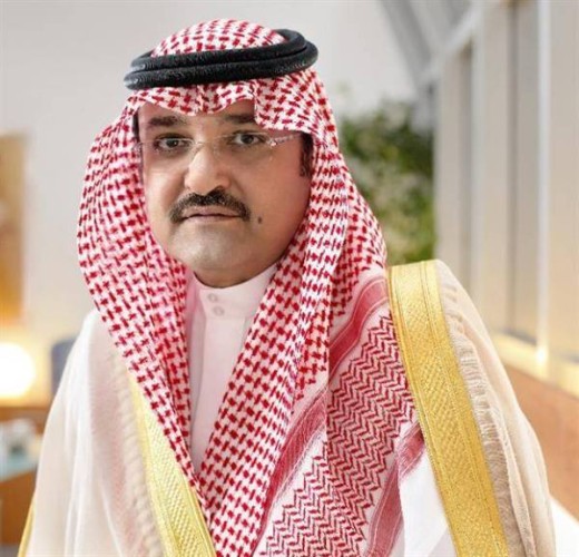 الأمير مشعل بن ماجد يزور المصابين في حادثة الاعتداء بجدة ويطمئن عليهما