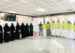 جمعية الجنوب النسائية تسلم سلة غذائية متكاملة للأسر والمستفيدين جمعية الجنوب النسائية تسلم سلة غذائية متكاملة للأسر والمستفيدين