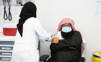 تجمع الرياض الصحي الأول يواصل استقبال المسجلين لتلقي لقاح كورونا تجمع الرياض الصحي الأول يواصل استقبال المسجلين لتلقي لقاح كورونا